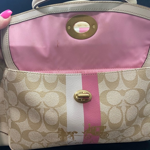 COACH Heritage Stripe Dome
Satchel 13198 Handbag. - Picture 14 of 17